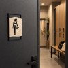 Парні таблички «Чоловіча / Жіноча» на двері — фанера, Man + Woman, для роздягальні