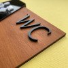 Табличка на двері вбиральні WC для кафе, офісу, ресторану та дому | Сучасна вивіска з акрилу, 16×13 см