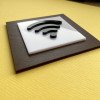 Вказівник Wi-Fi зона, сучасна квадратна табличка з об'ємним значком, акрил + фанера 100×100 мм