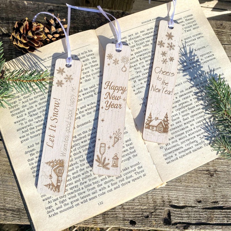 Новорічні дерев’яні закладки для книг – набір з трьох гравірованих закладок із зимовими візерунками